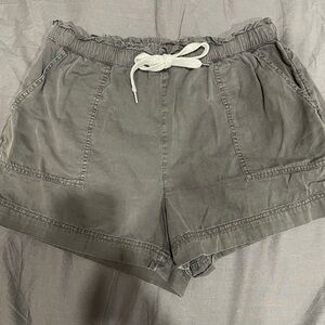 Aerie Gray Women's Cargo Shorts